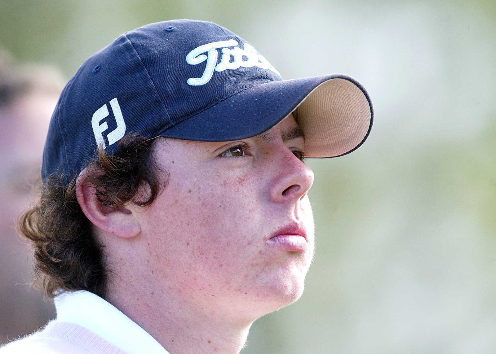 Teenager McIlroy triumphs in Westport